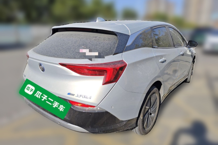 别克 微蓝6 2024款 430km 舒享版车身外观7