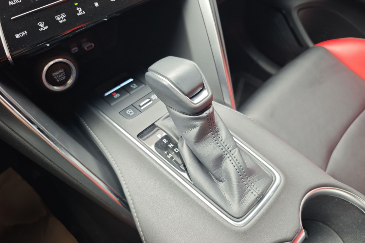 丰田 凌放HARRIER 2023款 2.0L CVT两驱进取版局部细节18