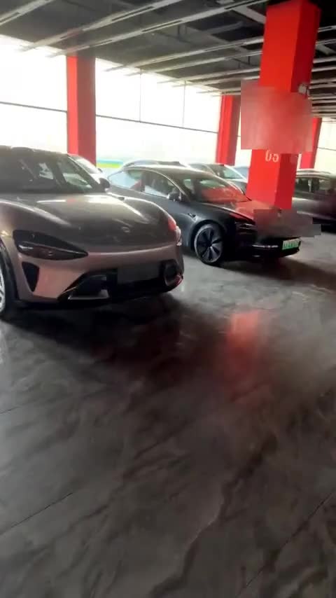 特斯拉 Model 3 2022款 后轮驱动版讲解1