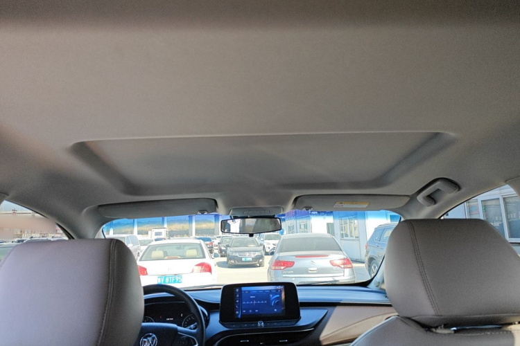 别克GL8 2023款 陆上公务舱 舒适型中控内饰22