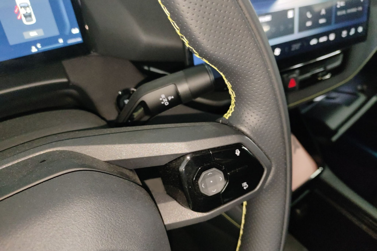 领克06 2025款 Renew 1.5T Halo局部细节18