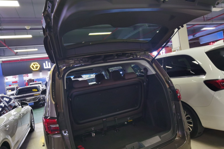 别克GL8 2023款 陆上公务舱 652T 豪华型局部细节23