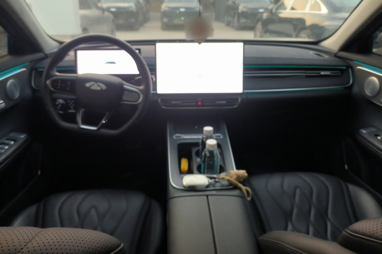 奇瑞 风云A8L 2025款 1.5TGDI 145km 豪华型中控内饰7002