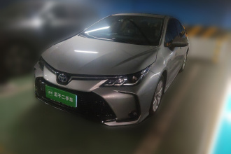 丰田 卡罗拉 2023款 1.8L 智能电混双擎 精英版