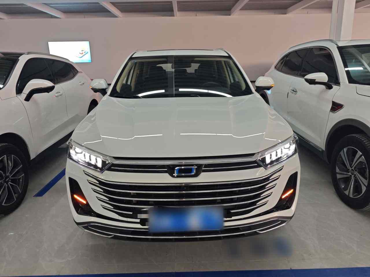奔腾T77 2023款 1.5T 自动豪华型(2)