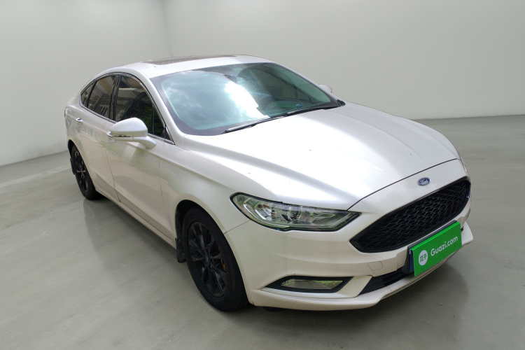 福特 蒙迪欧 2017款 EcoBoost 180 时尚型车身外观3