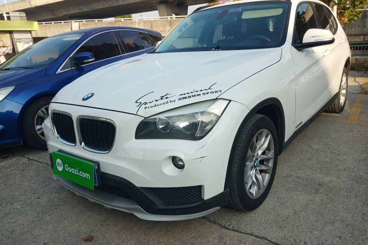 宝马X1 2015款 sDrive18i 时尚晋级版车身外观1