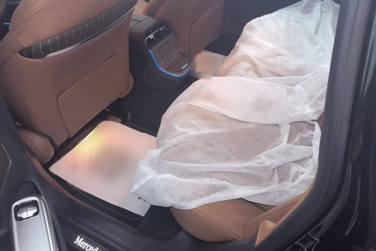 奔驰E级 2025款 E 300 L 时尚型中控内饰7002