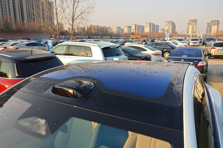 小米汽车 小米YU7 2025款 超长续航后驱版局部细节57