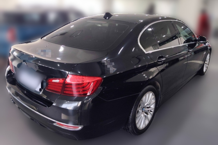 宝马5系 2017款 525Li 豪华设计套装车身外观6005