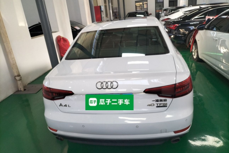 奥迪A4L 2017款 40 TFSI 时尚型车身外观6
