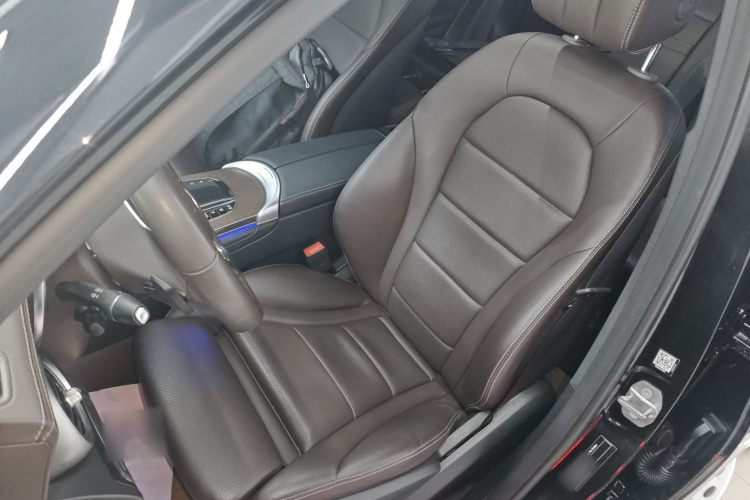 奔驰GLC 2022款 GLC 300 L 4MATIC 动感型臻藏版局部细节19