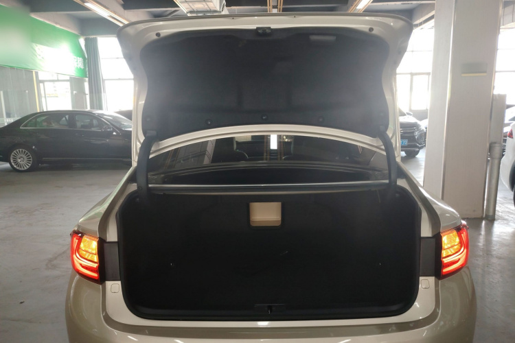 雷克萨斯ES 2015款 200 精英版局部细节23