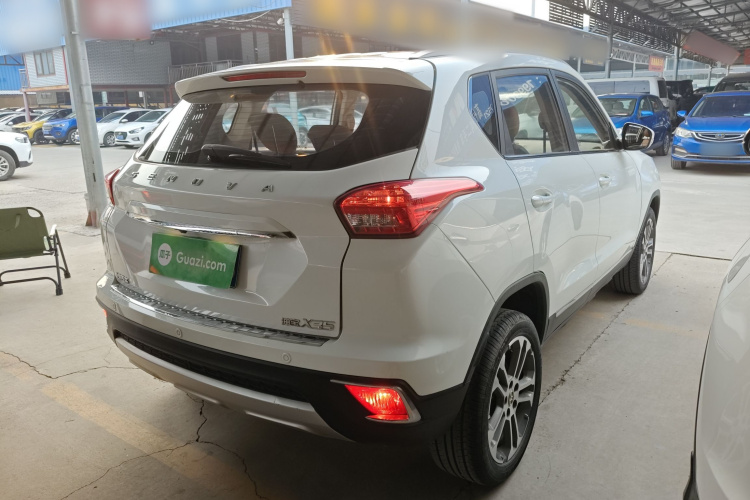 北京汽车 绅宝X35 2016款 1.5L 自动豪华版车身外观7
