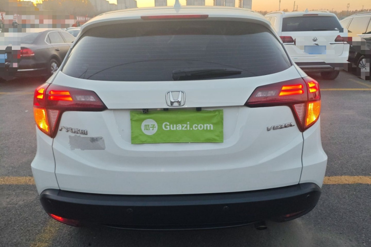 本田 缤智 2017款 1.8L CVT两驱先锋型车身外观6