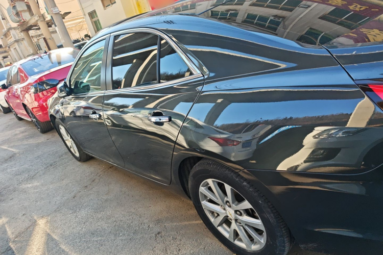 雪佛兰 迈锐宝 2018款 530T 自动豪华版车身外观4