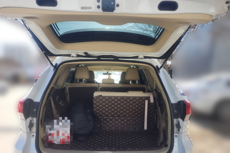 丰田 汉兰达 2021款 2.0T 四驱精英版 7座中控内饰23