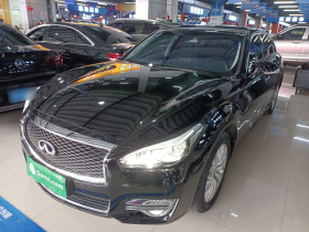 英菲尼迪Q70 2019款 Q70L 2.0T 精英版 PLUS