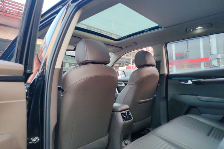 起亚 智跑 2018款 2.0L 自动智享豪华版 国V中控内饰22