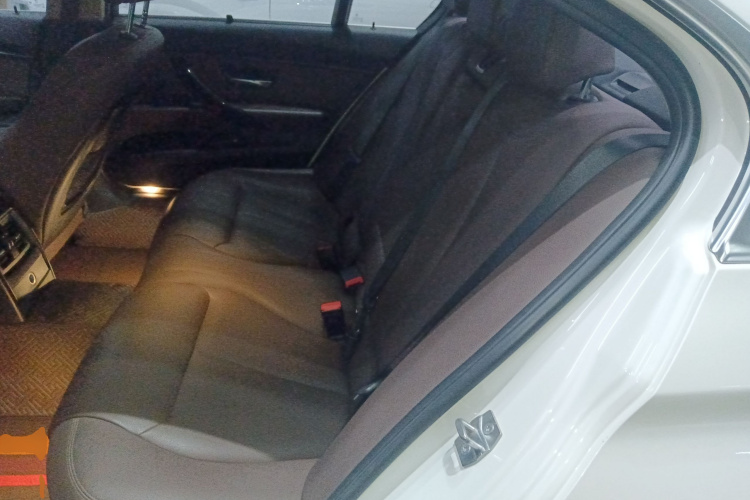 宝马3系 2019款 320Li 时尚型中控内饰21