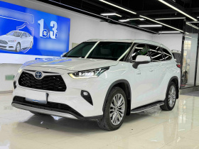 丰田 汉兰达 2022款 双擎 2.5L 四驱尊贵版 7座