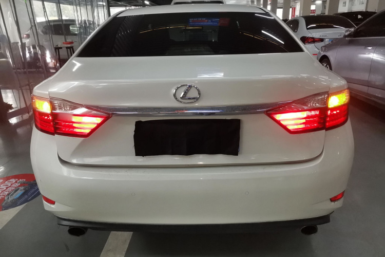 雷克萨斯ES 2014款 250 精英版车身外观6004