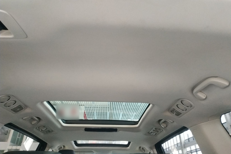 本田 艾力绅 2016款 2.4L 豪华版中控内饰22