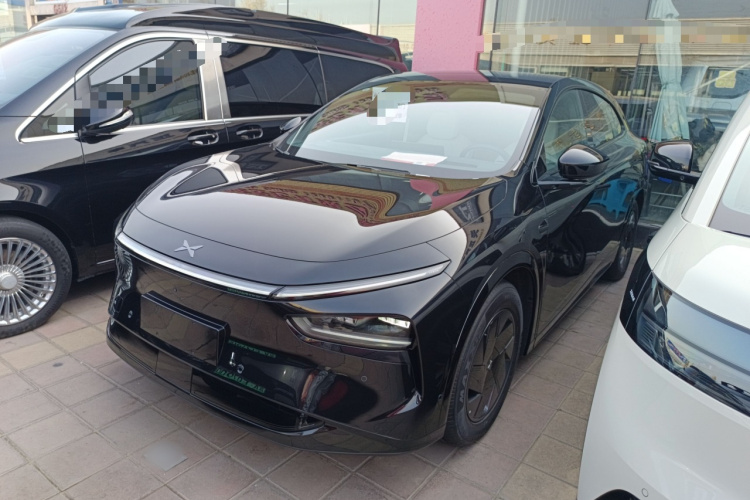 小鹏G7 2025款 702 超长续航 Ultra车身外观1