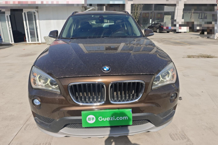 宝马X1 2014款 sDrive18i 时尚型车身外观2