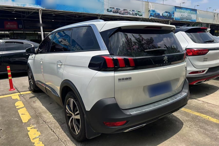 标致5008 2017款 350THP 7座精英版车身外观6003