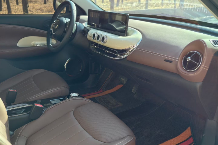 五菱汽车 五菱缤果 2024款 333km 悦享款中控内饰7005