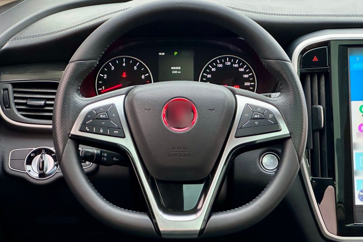 比亚迪 宋MAX 2017款 1.5T 自动智联精英型 7座中控内饰7004