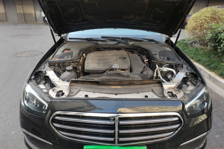 奔驰E级 2021款 E 300 L 时尚型局部细节24