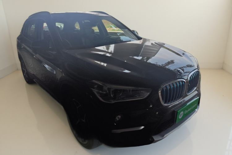 宝马X1新能源 2019款 xDrive25Le 豪华型车身外观3