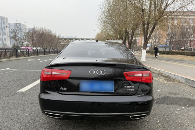 奥迪A6L 2015款 TFSI 百万纪念智领型车身外观6004