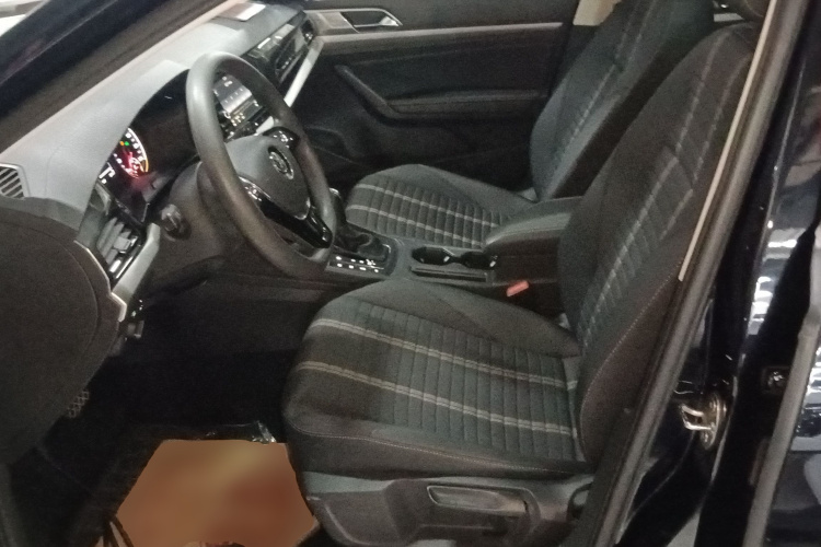 大众 朗逸 2019款 280TSI DSG舒适版 国VI中控内饰19