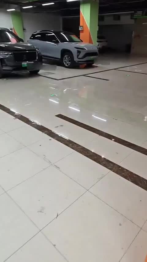 蔚来ES6 2022款 100kWh 性能版讲解2