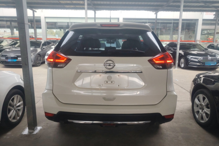 日产 奇骏 2022款 2.0L 两驱智联臻享版车身外观6004