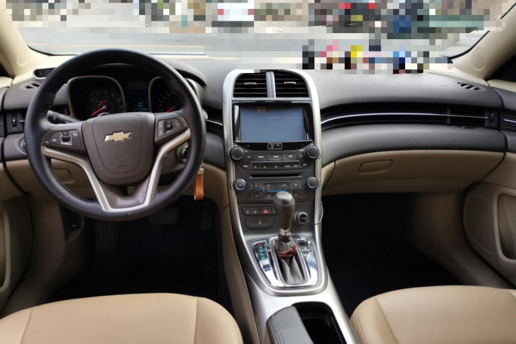 雪佛兰 迈锐宝 2014款 2.0L 自动舒适版中控内饰12