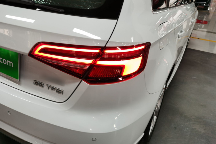 奥迪A3 2020款 Sportback 35 TFSI 时尚型 国VI车身外观9