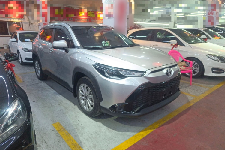 丰田 锋兰达 2023款 2.0L CVT精英版车身外观3