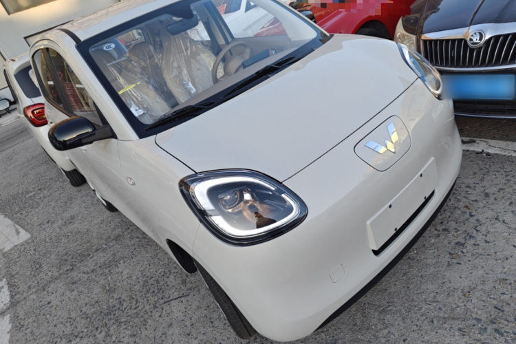 五菱汽车 宏光MINIEV 2025款 四门版 进阶款车身外观3