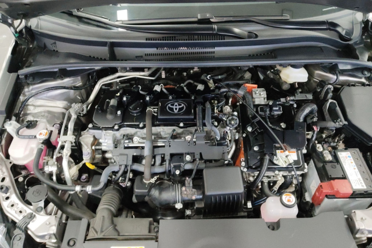 丰田 卡罗拉 2024款 1.8L 智能电混双擎 先锋版机舱底盘24