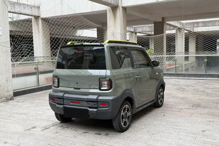 吉利银河 2024款 200km 熊猫骑士车身外观6006