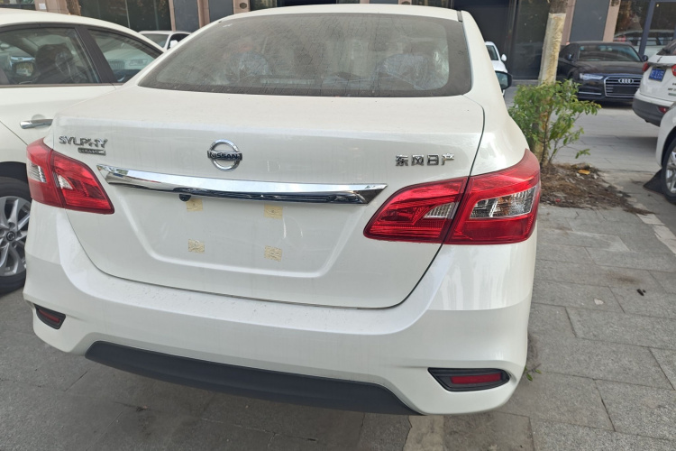 日产 轩逸 2024款 改款二 经典 1.6XL CVT豪华版车身外观6004