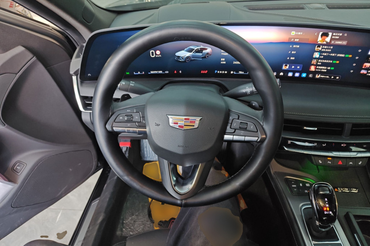 凯迪拉克CT5 2024款 28T 豪华型Pro中控内饰13