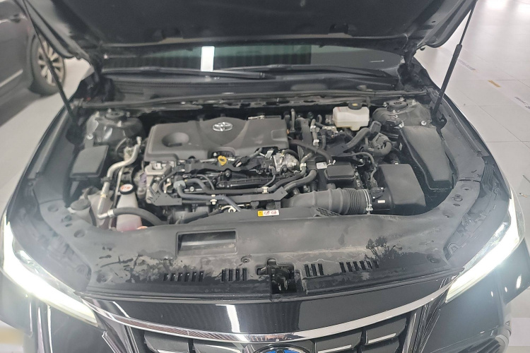 丰田 亚洲龙 2023款 双擎 2.5L 进取版机舱底盘24