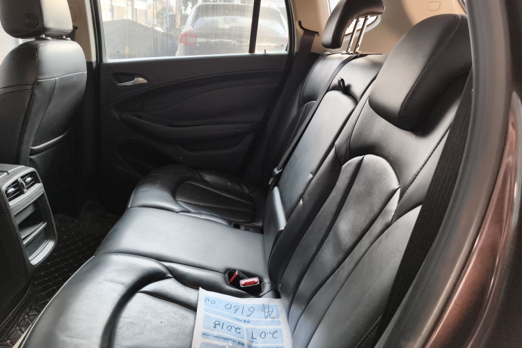 别克 昂科威 2018款 20T 两驱精英型中控内饰21