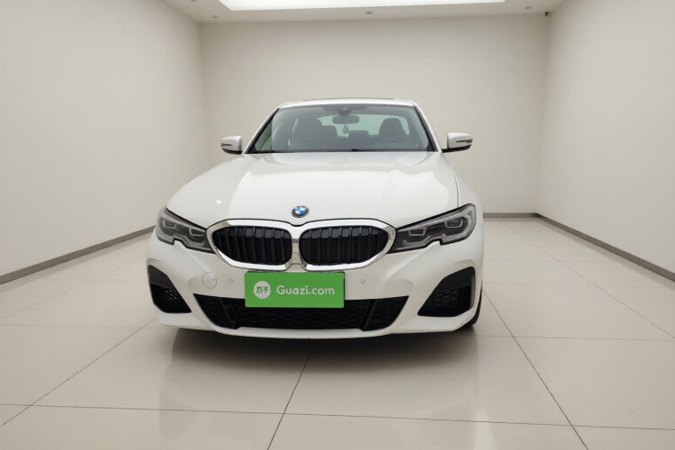 宝马3系 2021款 325i M运动套装车身外观2