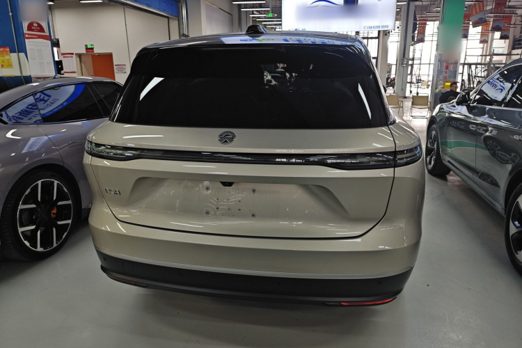 蔚来ES8 2023款 75kWh 行政版车身外观6004